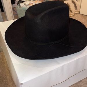 NWT Lack do Color Goldfinger black hat in size L (59cm)